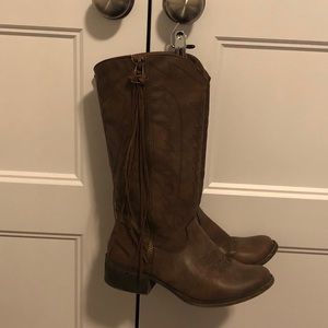 Dress cowboy boots